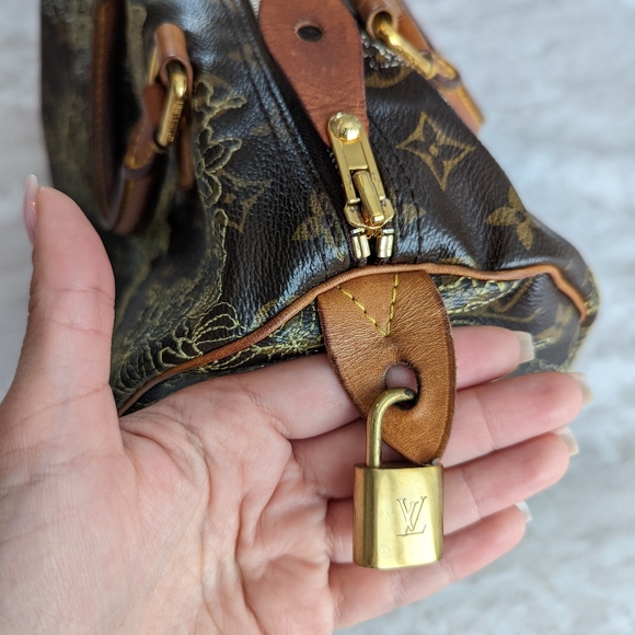 🚫SOLD 🚫 Louis Vuitton - Monogram Dentelle Speedy 30 - Picture 6 of 12
